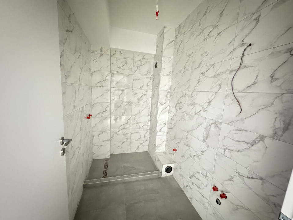 Apartament de 3 camere, 66.6 mp, Finisat, Zona Teilor