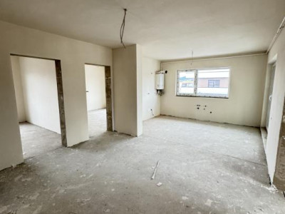 Apartament tip Penthouse, 3 camere, 64 mp, terasa 88 mp, Zona Eroilor