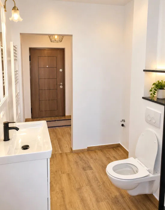 Apartament cu 2 camere, 55 mp, balcon, zona Sub Cetate