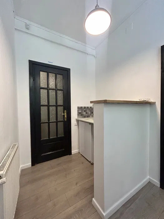 Spatiu de birou, 50 mp utili, recent renovat, parcare, zona P-ta Mihai Viteazul
