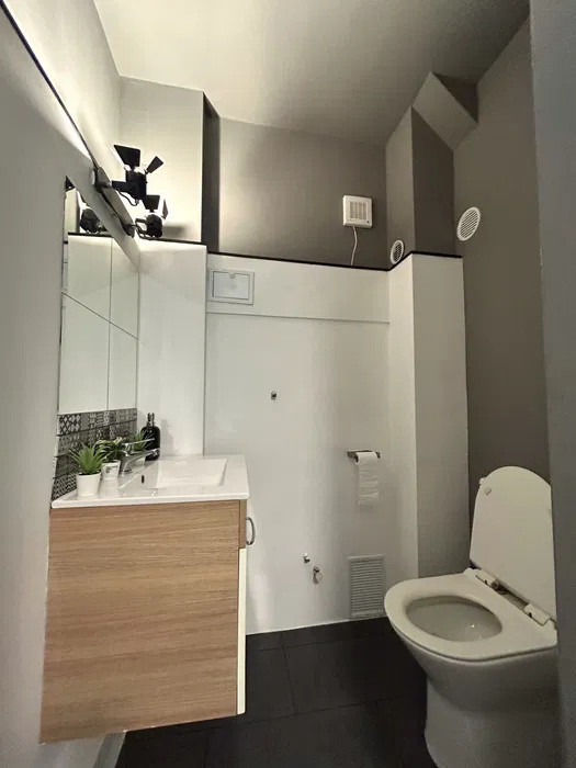 Spatiu de birou, 50 mp utili, recent renovat, parcare, zona P-ta Mihai Viteazul