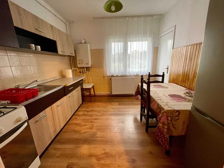 Apartament Decomandat cu 2 camere | 56 mp | Plopilor 