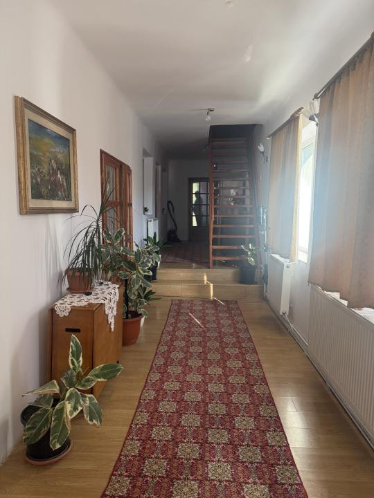 Casa 5 camere cu teren 2300 mp - Jucu de Sus