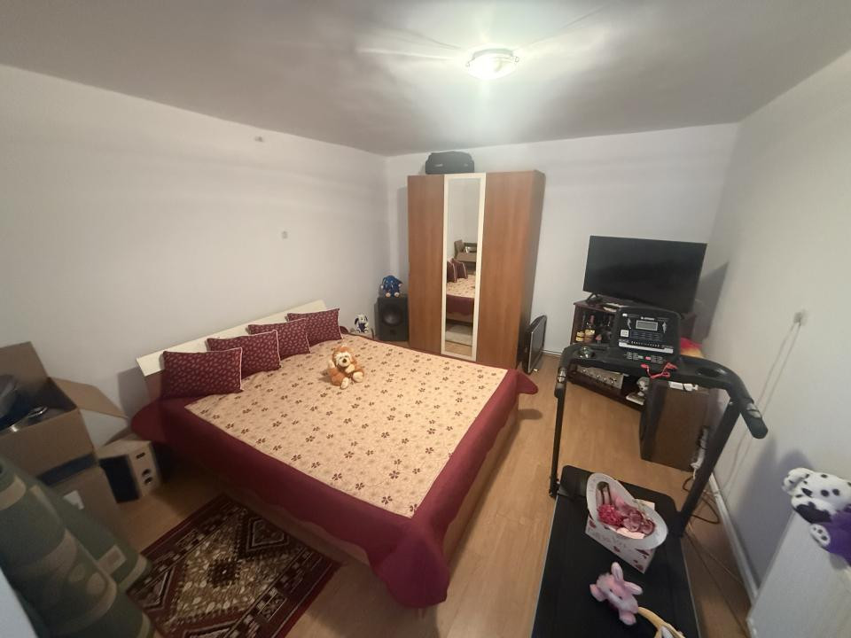 Casa 5 camere cu teren 2300 mp - Jucu de Sus