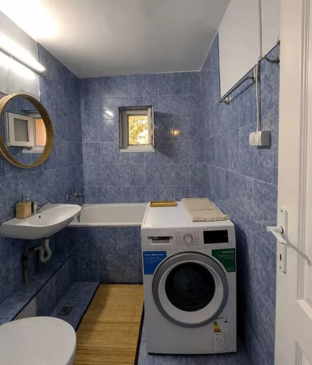 Apartament 4 camere decomandat 2 bai, Titulescu langa FSPAC 