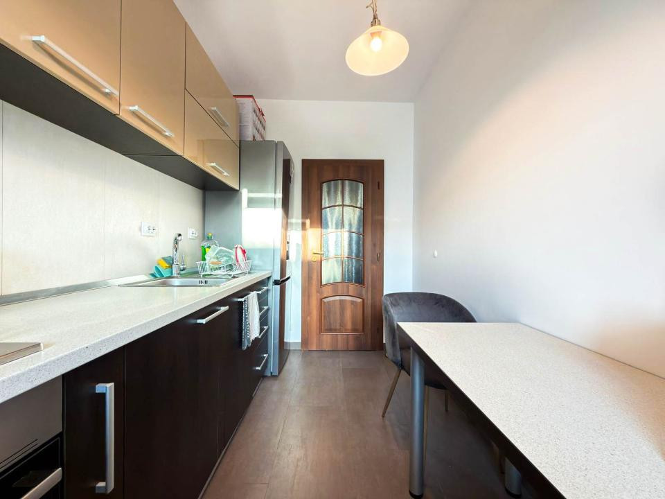 Apartament decomandat, balcon, zona Parcului Poligon