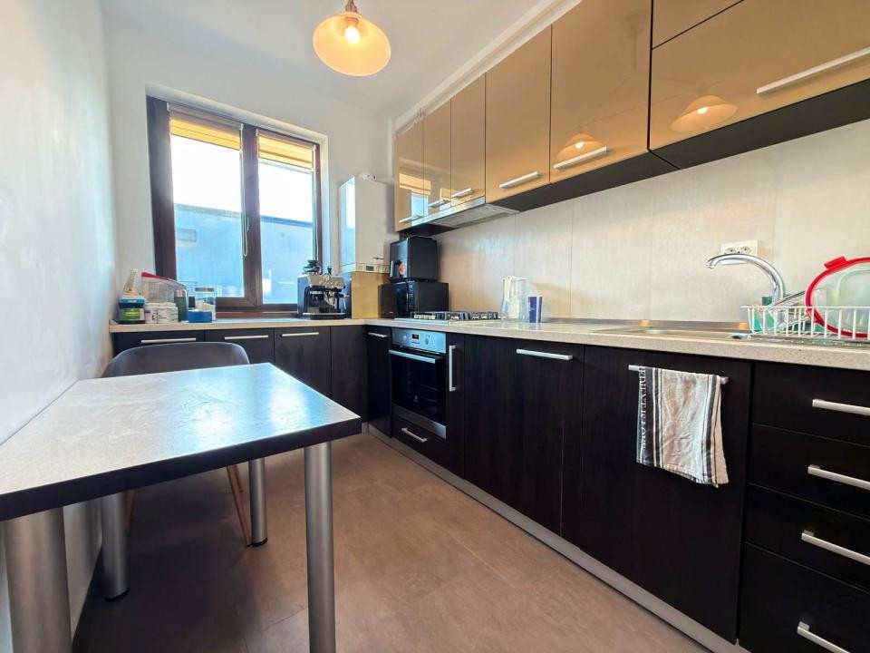 Apartament decomandat, balcon, zona Parcului Poligon