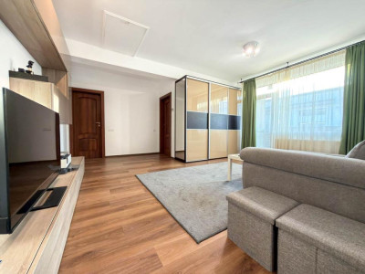 Apartament decomandat, balcon, zona Parcului Poligon