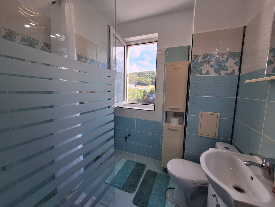 Apartament cu 2 camere, 36,5 mp, balcon, zona Parcului Poligon