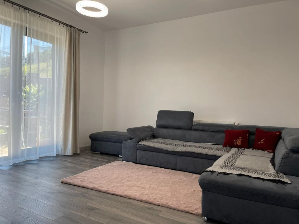 Casă individuala de vanzare cu 4 camere, amplasata pe un teren de 412 mp!