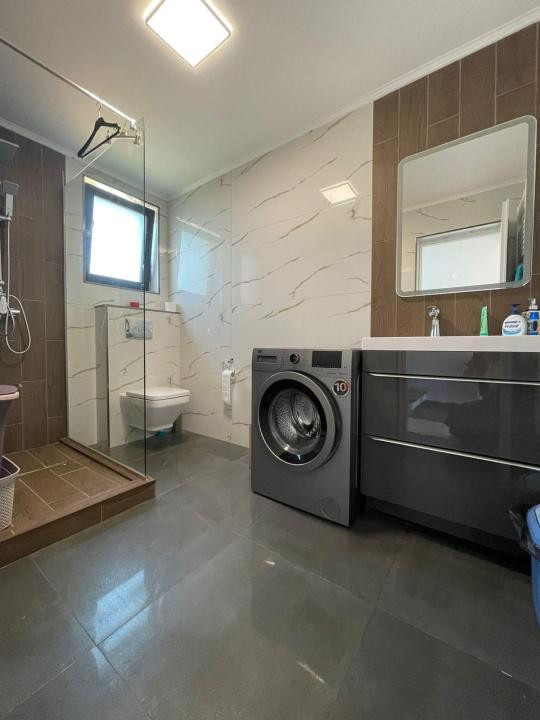 Casă individuala de vanzare cu 4 camere, amplasata pe un teren de 412 mp!