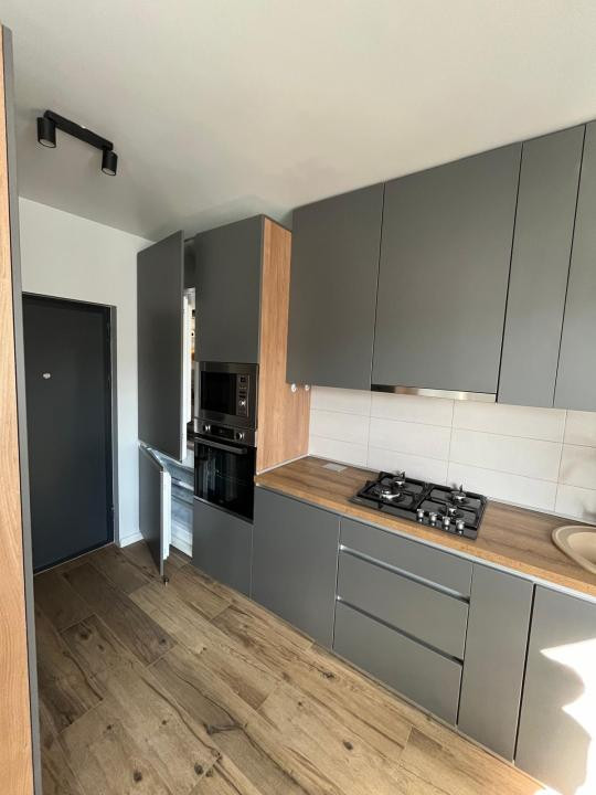 Apartament modern de inchiriat, 2 camere cu terasa si parcare subterana!