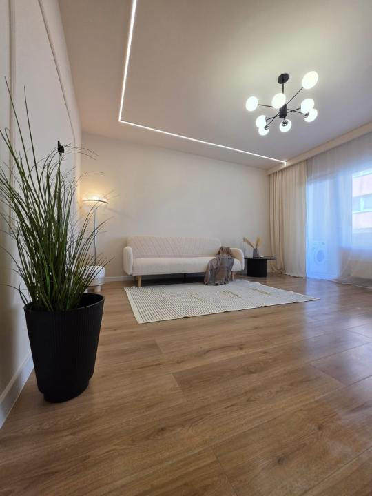 Apartament de 2 camere , 43   mp, modern EROILOR 