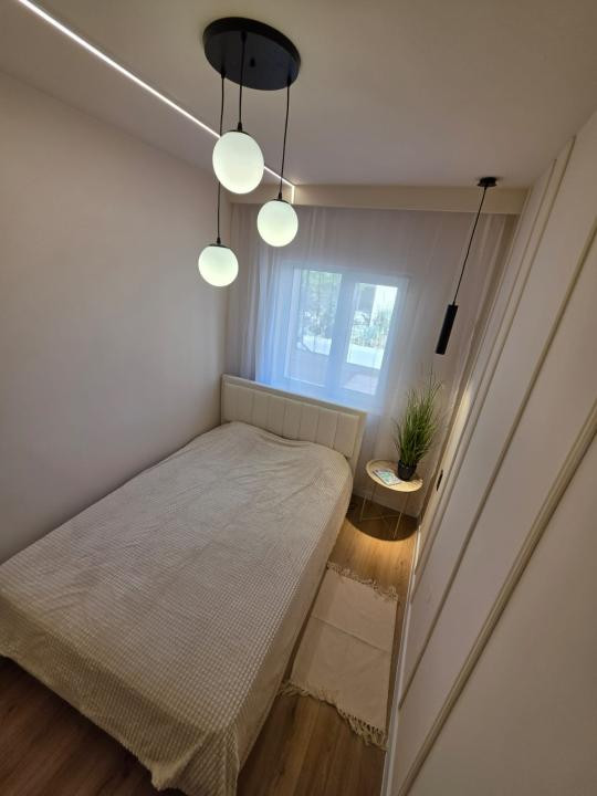 Apartament de 2 camere , 43   mp, modern EROILOR 
