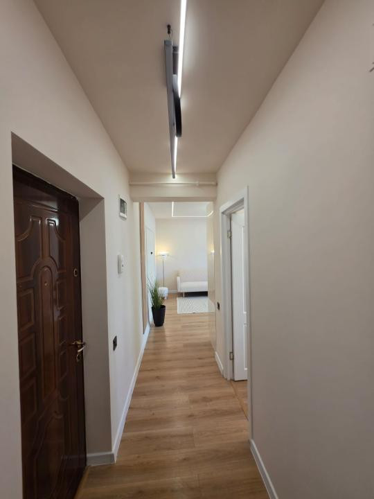 Apartament de 2 camere , 43   mp, modern EROILOR 