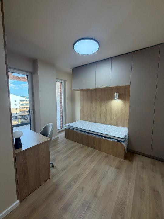Apartament cu 3 camere, 66 mp, parcare, balcon, zona Tineretului