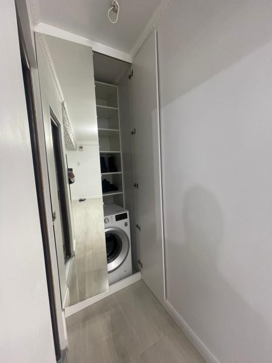 Apartament de vanzare 4 camere in zona Cetatii!