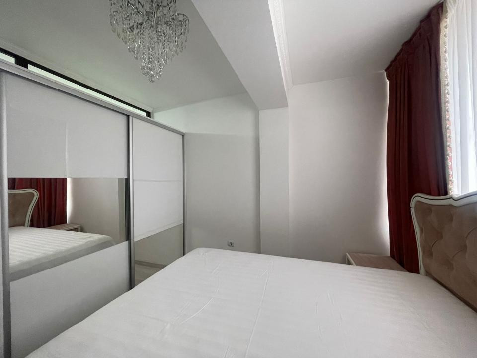 Apartament de vanzare 4 camere in zona Cetatii!