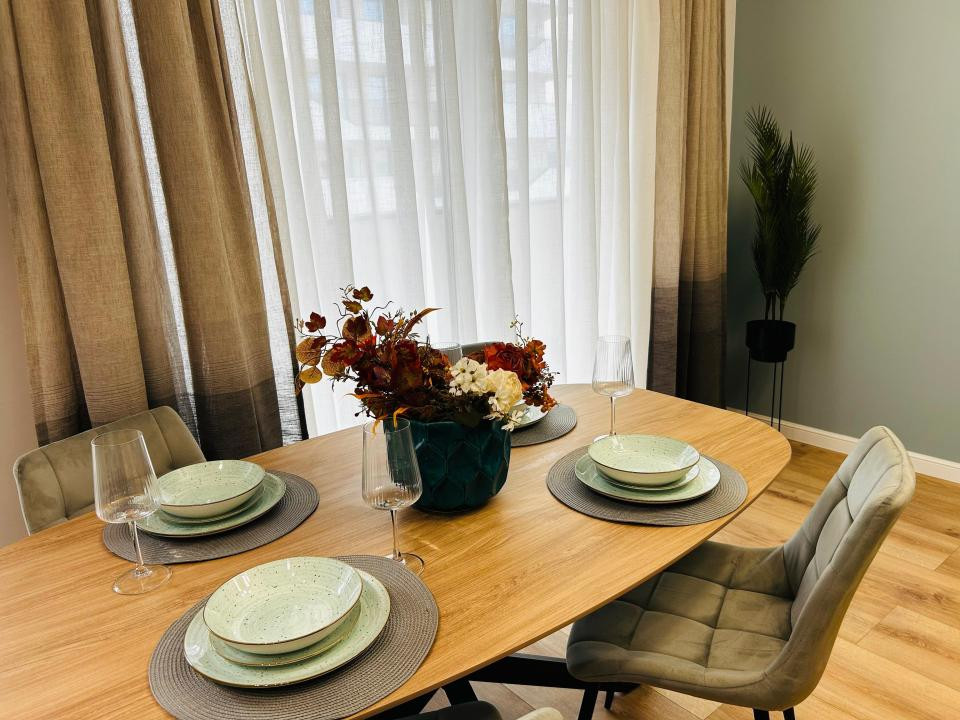 Apartament modern 3 camere pe Eroilor, parcare subterana!