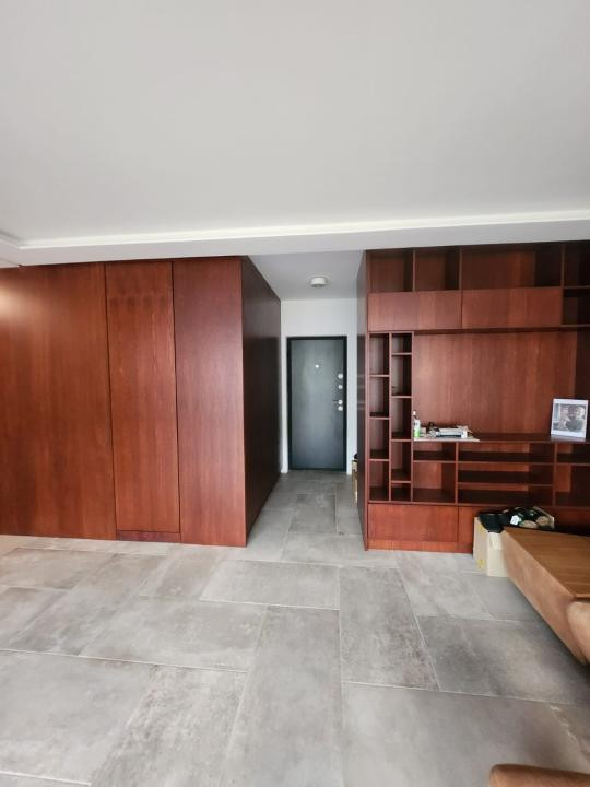 Apartament cu 3 camere, 66 mp, balcon, zona Teilor