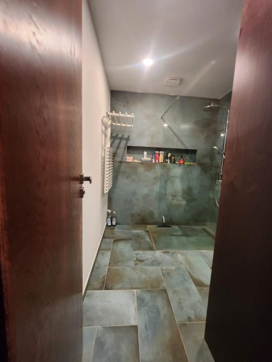 Apartament cu 3 camere, 66 mp, balcon, zona Teilor