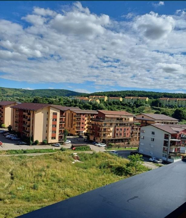 Apartament cu 2 camere, 41 mp + 30 mp terasa, zona Stejarului 