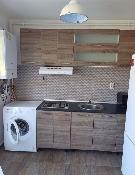 Apartament cu 2 camere, 41 mp + 30 mp terasa, zona Stejarului 