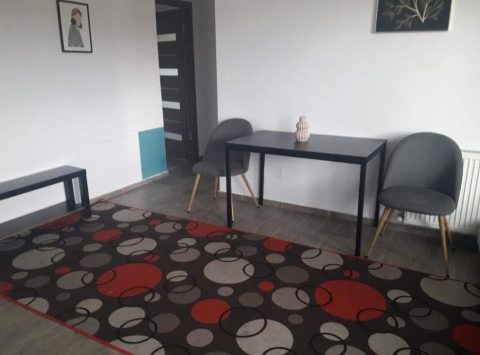 Apartament cu 2 camere, 41 mp + 30 mp terasa, zona Stejarului 