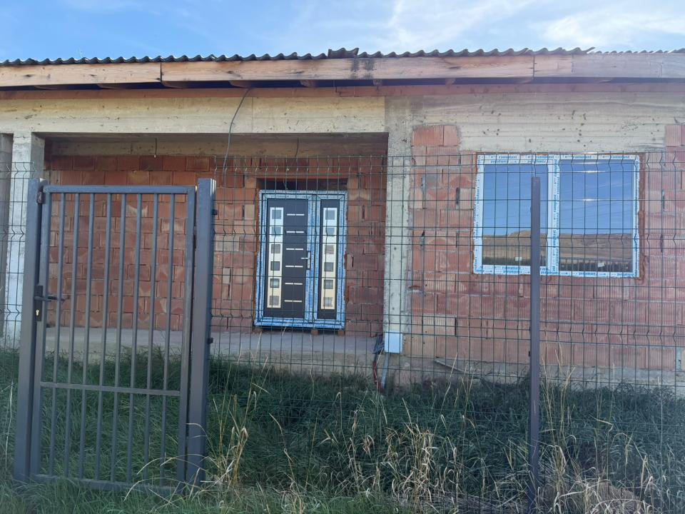Casa individuala pe un nivel, amplasat pe un teren de 325 mp!