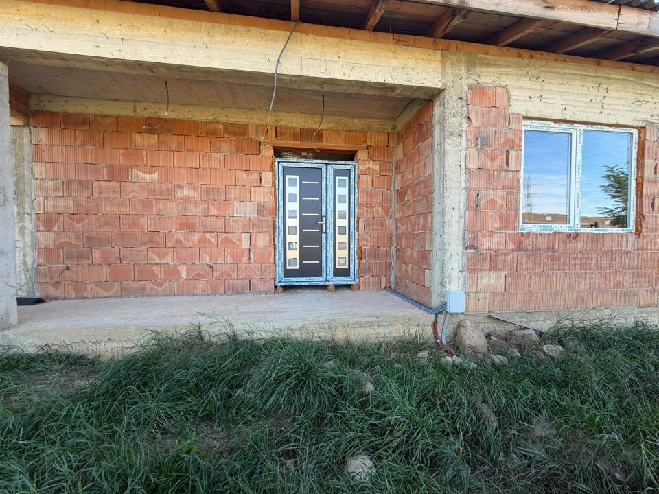 Casa individuala pe un nivel, amplasat pe un teren de 325 mp!