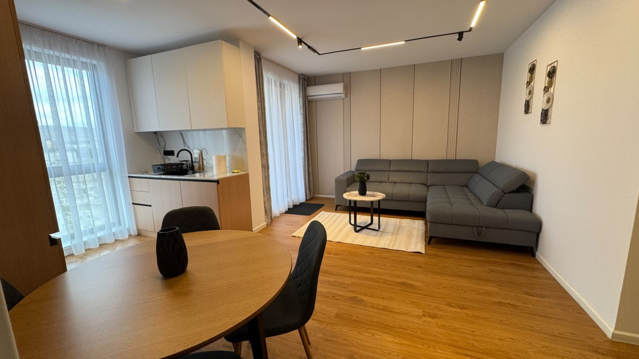 Apartament cu 2 camere, 55 mp, parcare, zona Eroilor