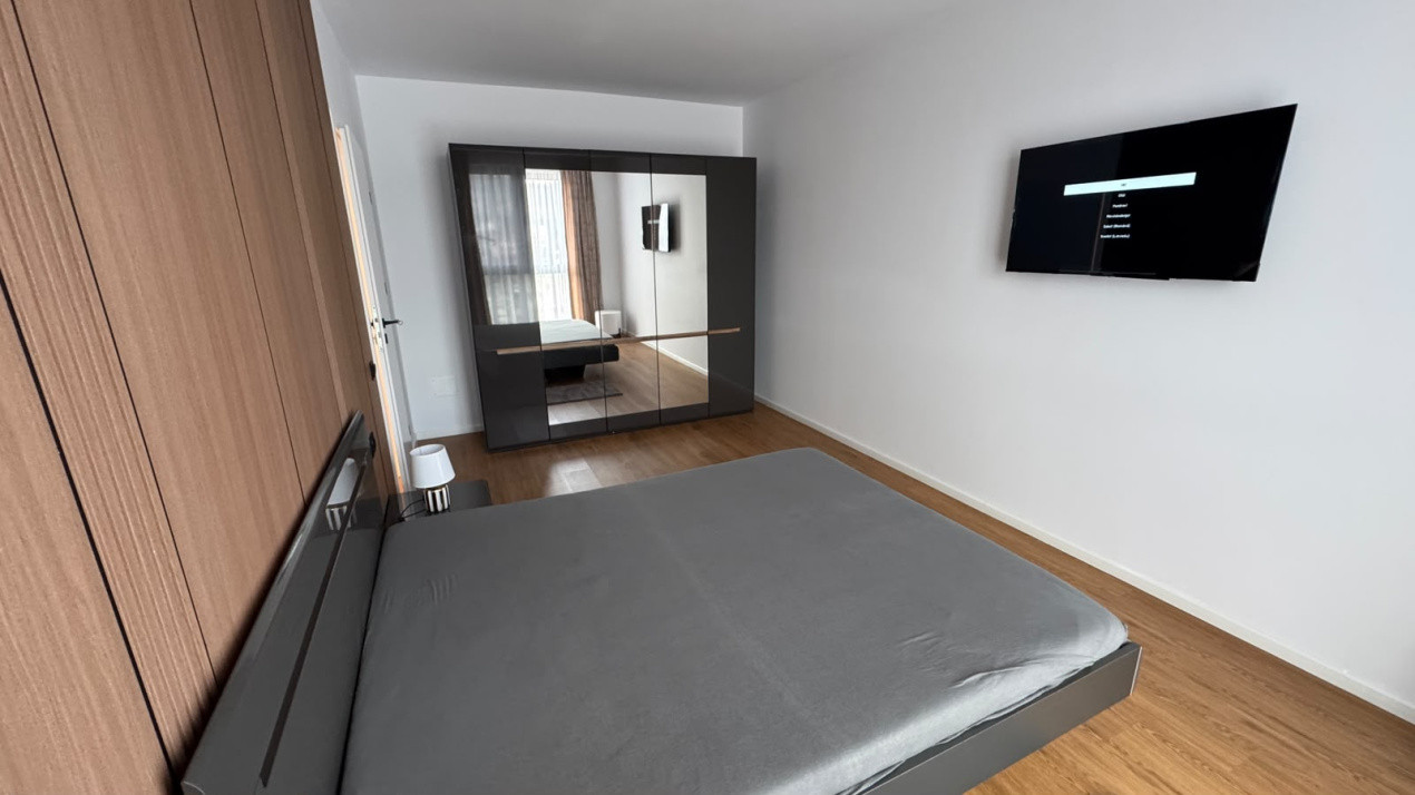 Apartament cu 2 camere, 55 mp, parcare, zona Eroilor