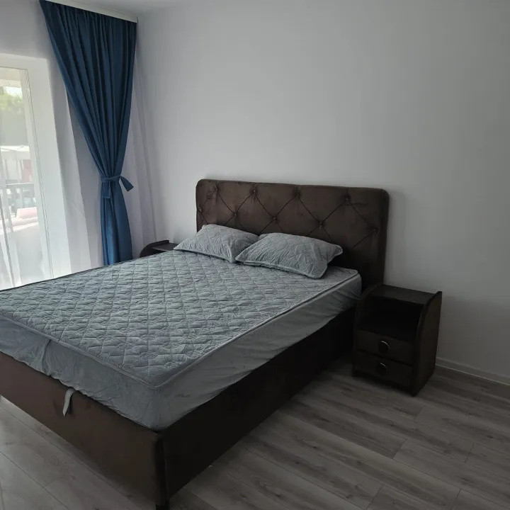 Apartament modern la vanzare 2 camere zona VIVO!