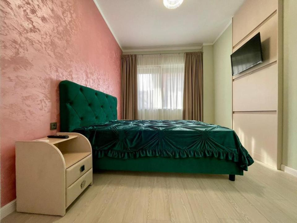 Apartament de 2 camere, 55 mp utili, ultrafinisat, zona Parcul Poligon