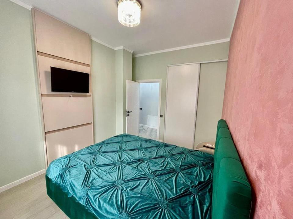 Apartament de 2 camere, 55 mp utili, ultrafinisat, zona Parcul Poligon