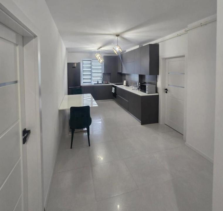 Apartament de vanzare, 3 camere, 64 mp Et.1, zona Mall Vivo, BMW