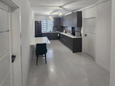Apartament de vanzare, 3 camere, 64 mp Et.1, zona Mall Vivo, BMW