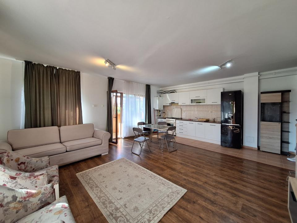 Apartament spatios, parcare, 3 balcoane, zona LIDL
