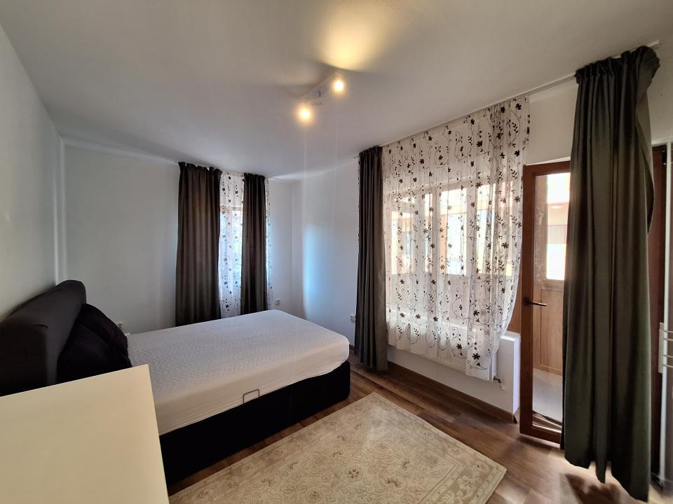 Apartament spatios, parcare, 3 balcoane, zona LIDL