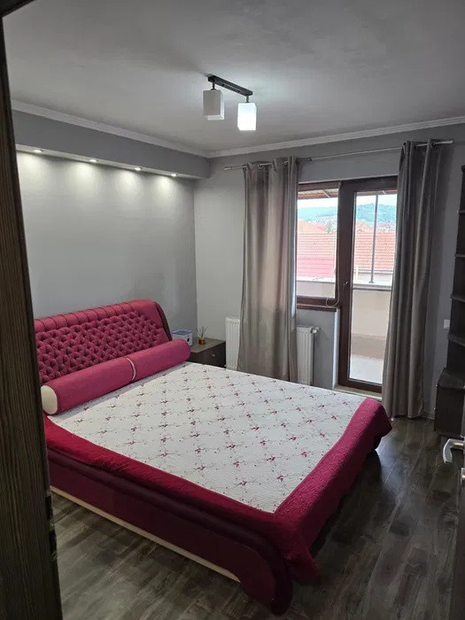 Apartament cu 2 camere, terasa de 40 mp, zona Parcului Poligon
