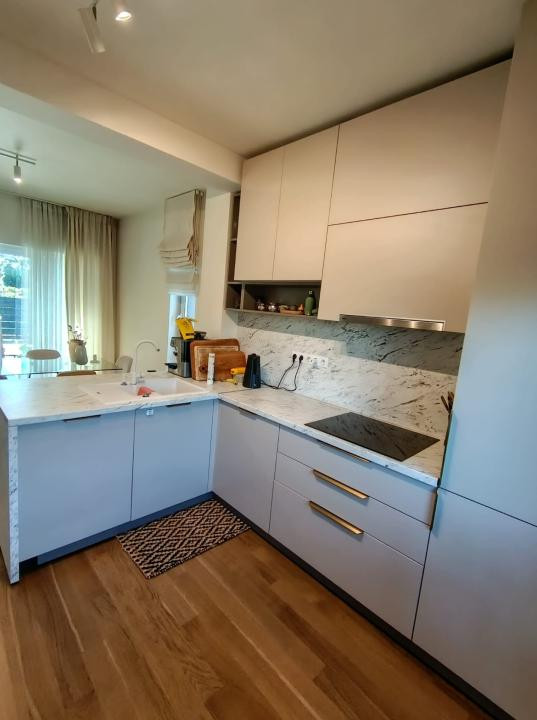 DUPLEX ULTRA-LUX | 4 CAMERE | TEREN 250 MP | 2 PARCĂRI 
