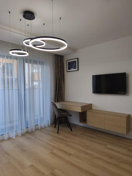 Apartament 1 camera, 36mp, Premium, zona Intre Lacuri
