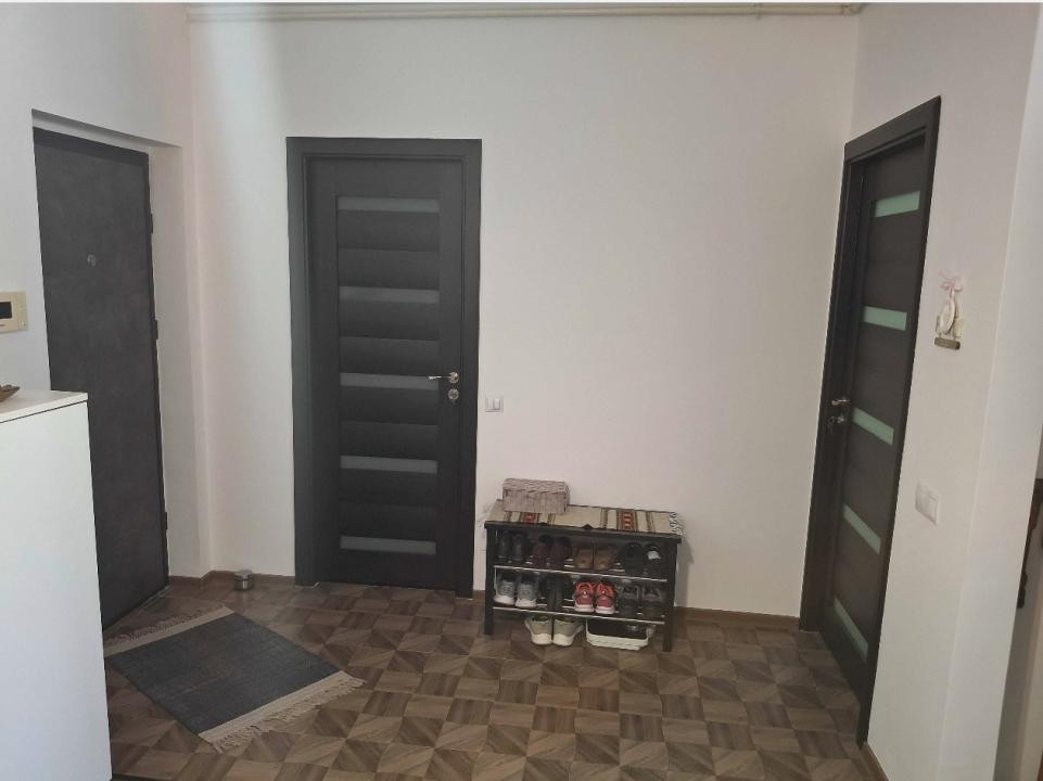 Apartament de 2 camere ultra lux, 57 mp , etaj intermediar, zona Metro