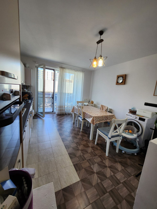Pont!!! Apartament de 2 camere superb, 57 mp , etaj intermediar, zona Metro