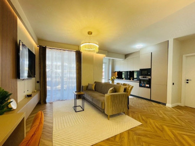 Apartament 3 camere Florești, două băi, str Tineretului