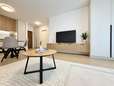 Apartament de 2 camere , 45   mp, ultrafinisat EROILOR 