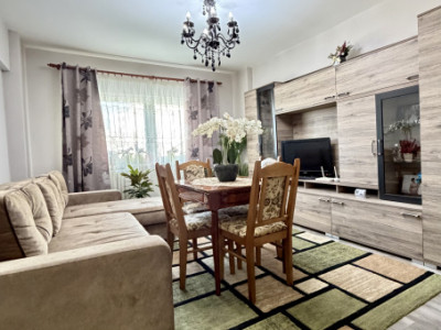 Apartament cu 4 camere,2bai,etaj intermediar,Manastur zona Piața Flora