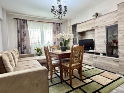 Apartament cu 4 camere,2bai,etaj intermediar,Manastur zona Piața Flora