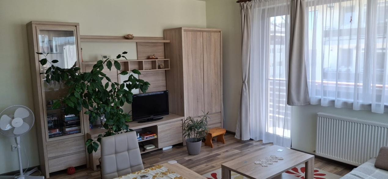 Apartament de inchiriat 3 camere zona Eroilor!