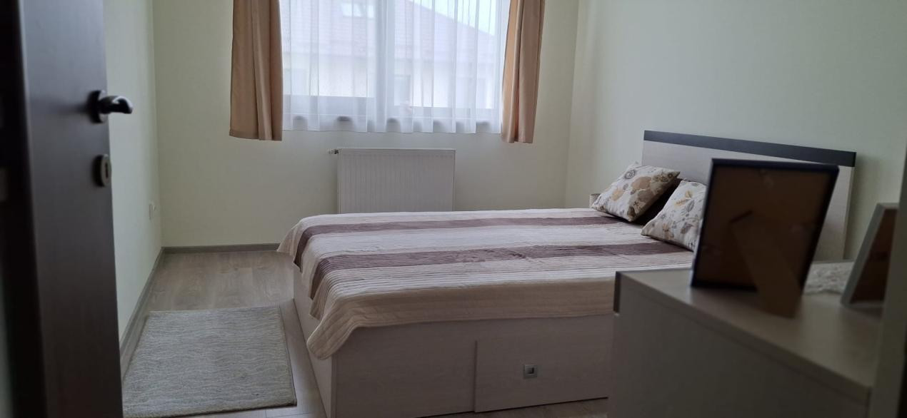 Apartament de inchiriat 3 camere zona Eroilor!